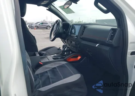 2022 Nissan Frontier Pro-X 4X2 z USA, uszkodzony, nr VIN 1N6ED1EJ5NN613286